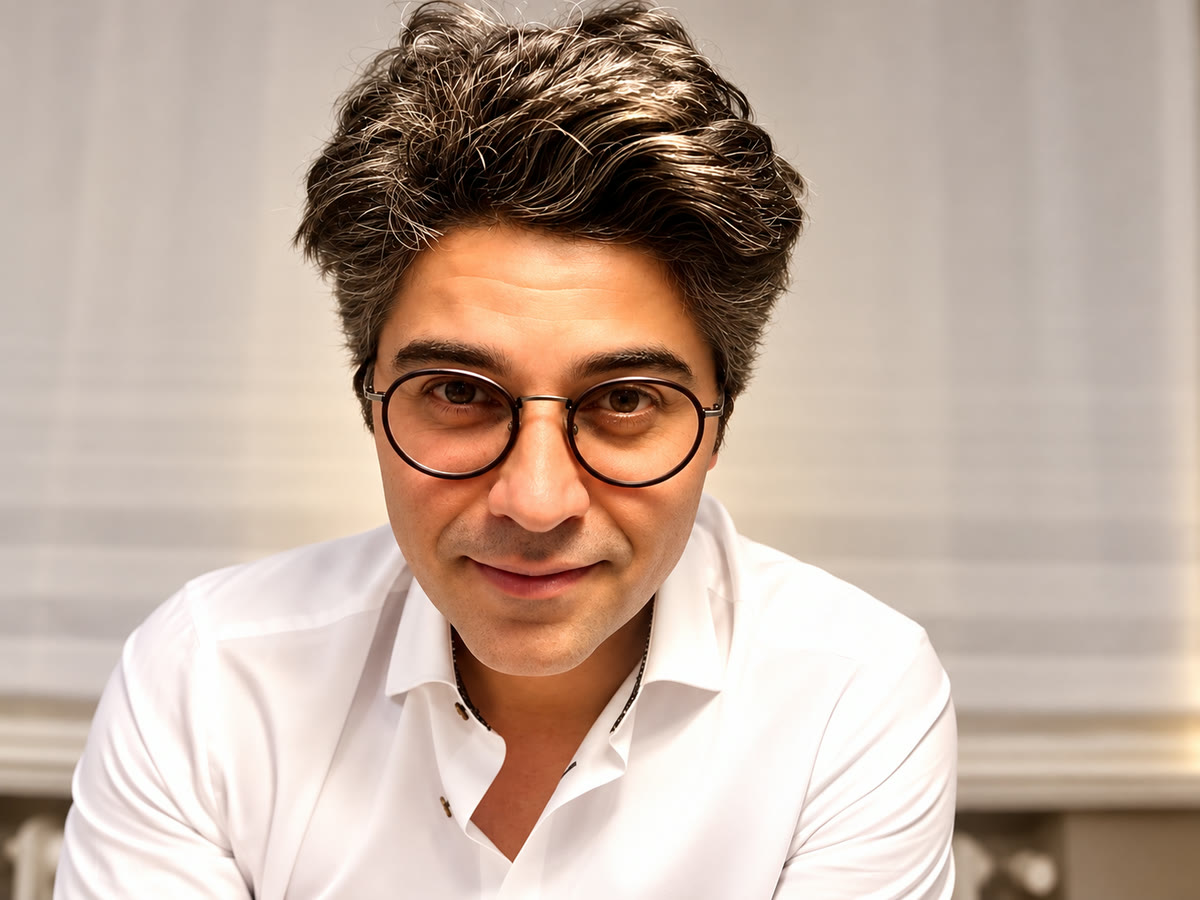 M. Shababi, Facharzt für Anästhesiologie
